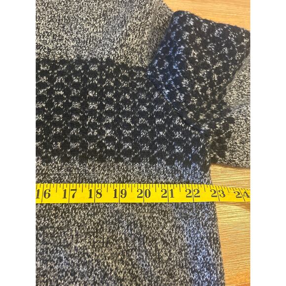 GAP Fairisle Lambswool Winter Sweater - Picture 4 of 7